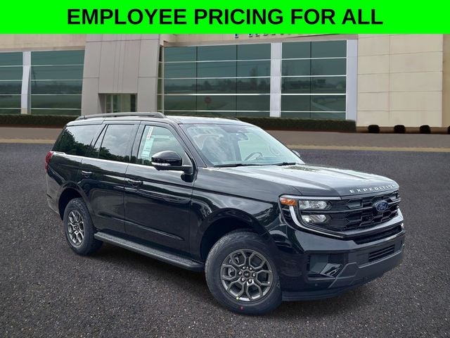 2026 Ford Expedition Active's photo