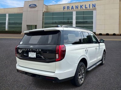 2027 Ford Expedition Active
