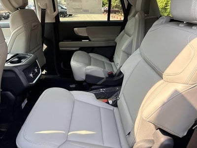 2027 Ford Expedition Active