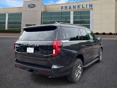 2027 Ford Expedition Active
