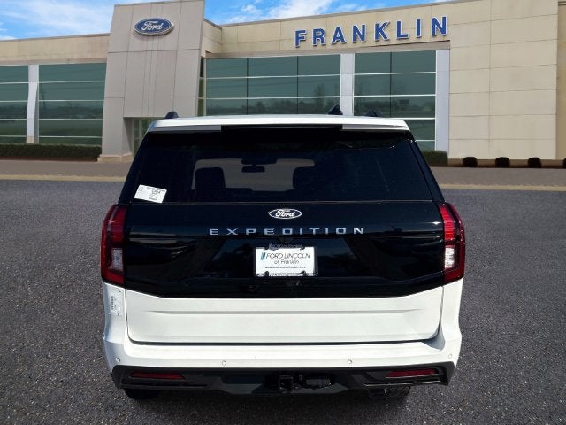 2027 Ford Expedition Active