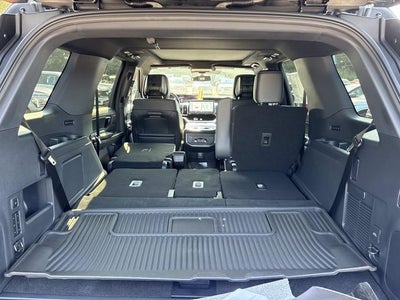 2027 Ford Expedition Platinum