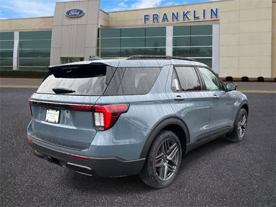 2026 Ford Explorer ST-Line