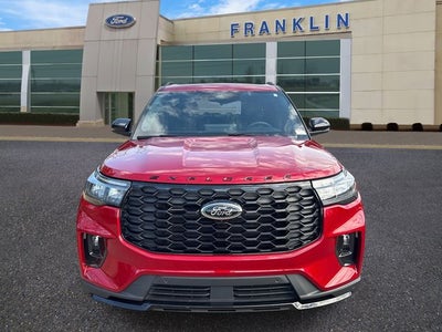 2025 Ford Explorer ST-Line