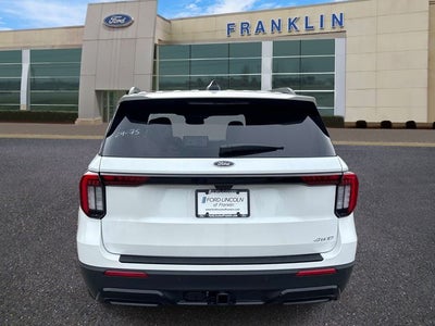2026 Ford Explorer ST-Line