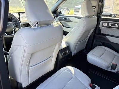 2027 Ford Explorer Platinum
