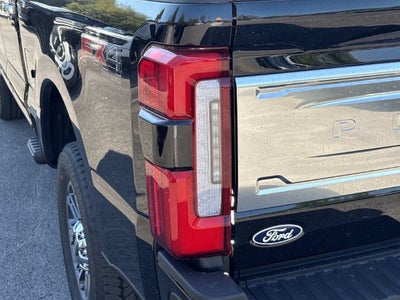 2027 Ford F-250SD Platinum