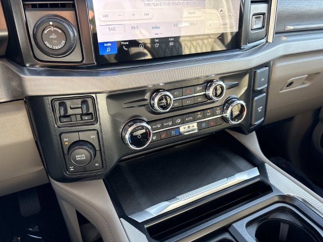 2027 Ford F-250SD Platinum