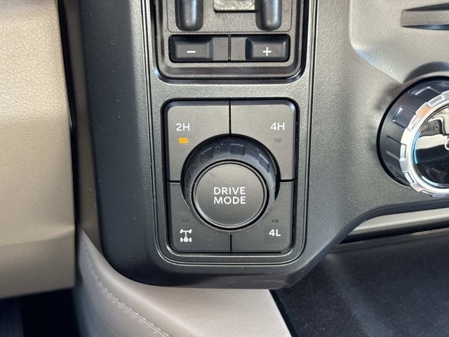 2027 Ford F-250SD Platinum