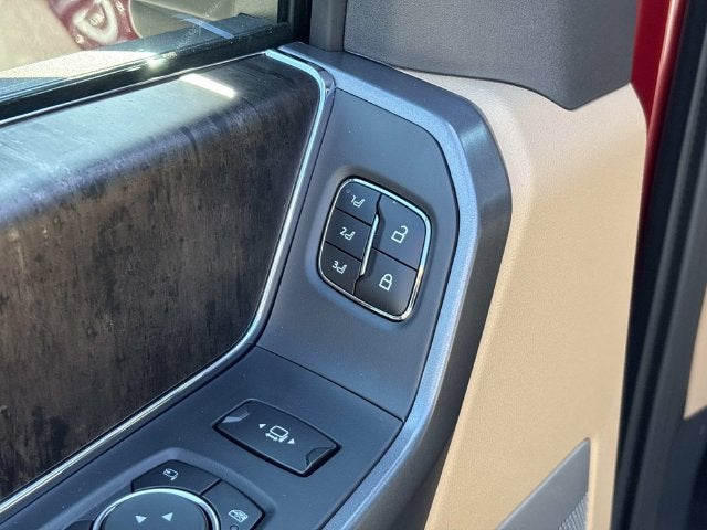 2027 Ford F-350SD Lariat