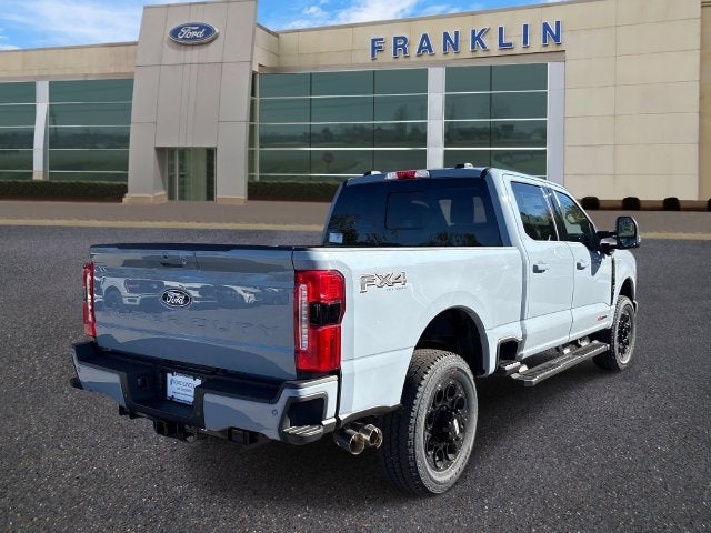 2027 Ford F-350SD Lariat