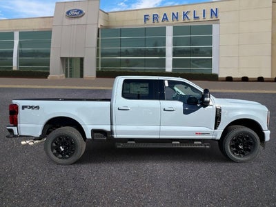 2027 Ford F-350SD Lariat