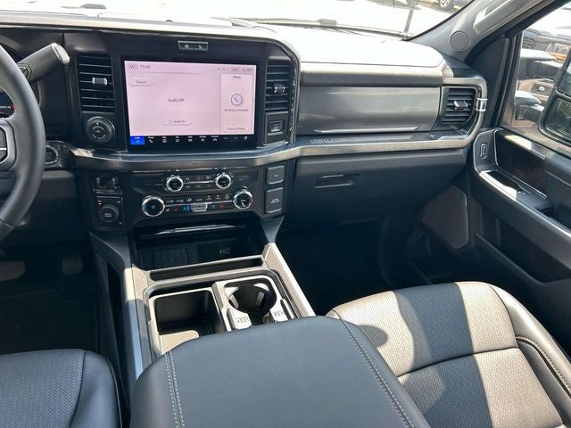2026 Ford F-350SD Lariat DRW
