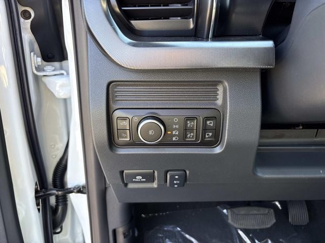 2026 Ford F-350SD Platinum DRW