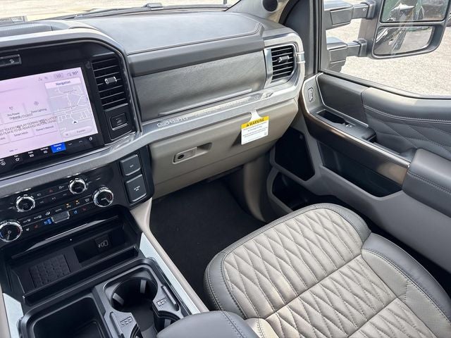 2026 Ford F-350SD Platinum DRW