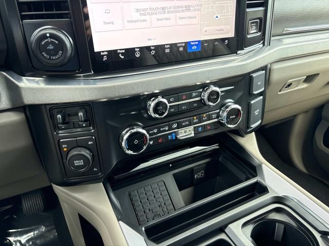 2026 Ford F-350SD Platinum DRW