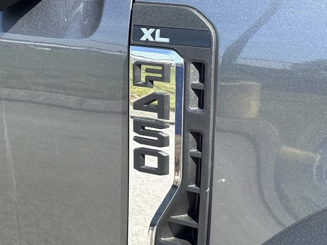 2026 Ford F-450SD XL
