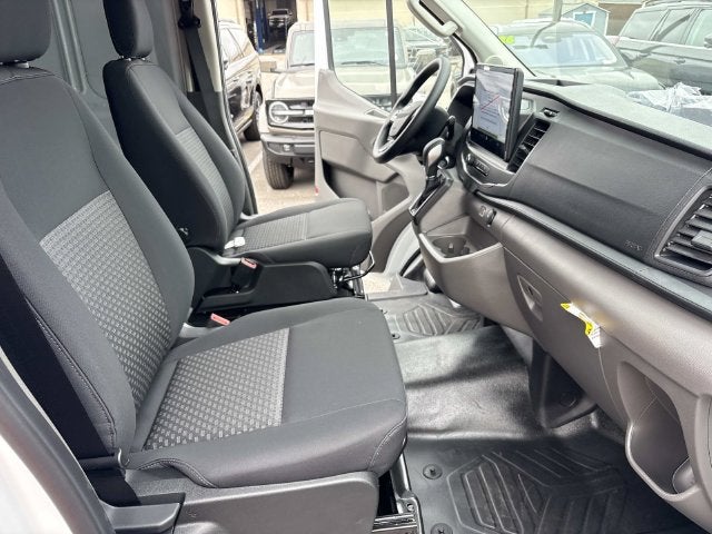 2027 Ford Transit-250 Base