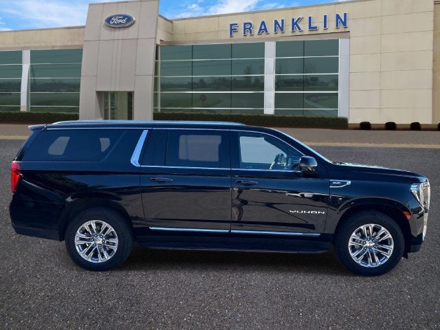 2023 GMC Yukon XL SLT