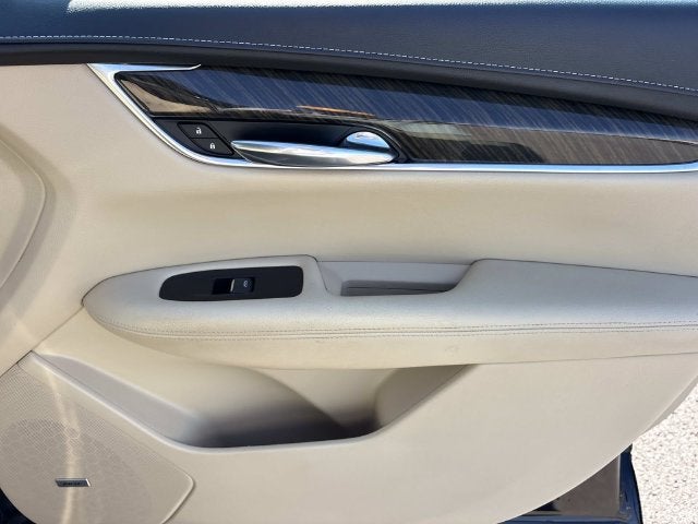 2017 Cadillac XT5 Base