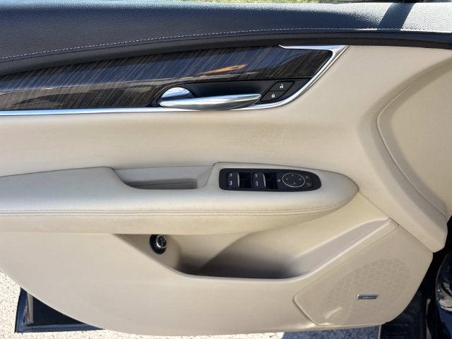2017 Cadillac XT5 Base