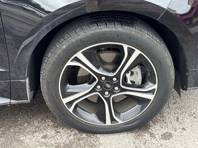 2019 Ford Edge ST