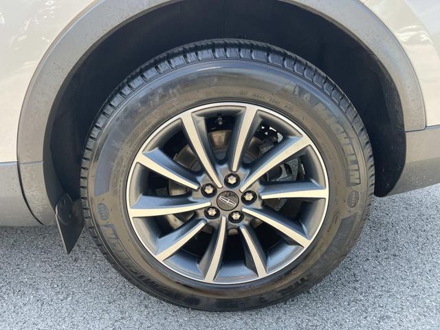 2022 Lincoln Nautilus Standard