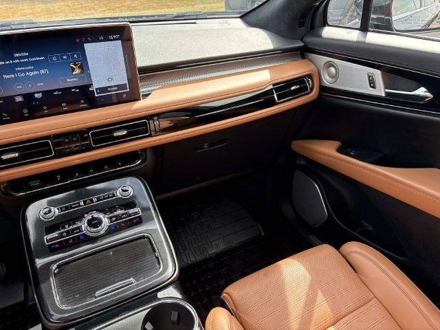 2023 Lincoln Nautilus Black Label