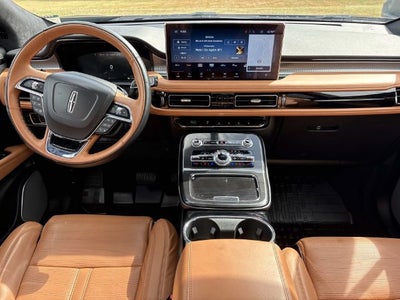 2023 Lincoln Nautilus Black Label