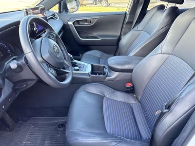 2025 Toyota RAV4 Hybrid XSE