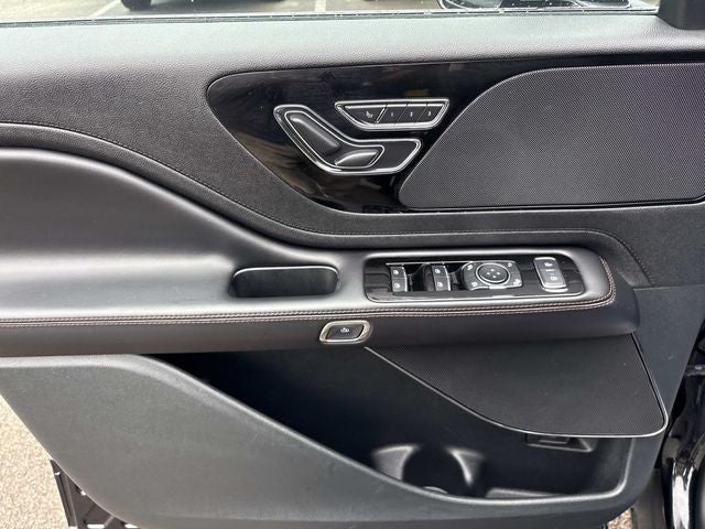2023 Lincoln Aviator Standard