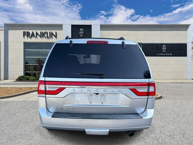 2017 Lincoln Navigator Select
