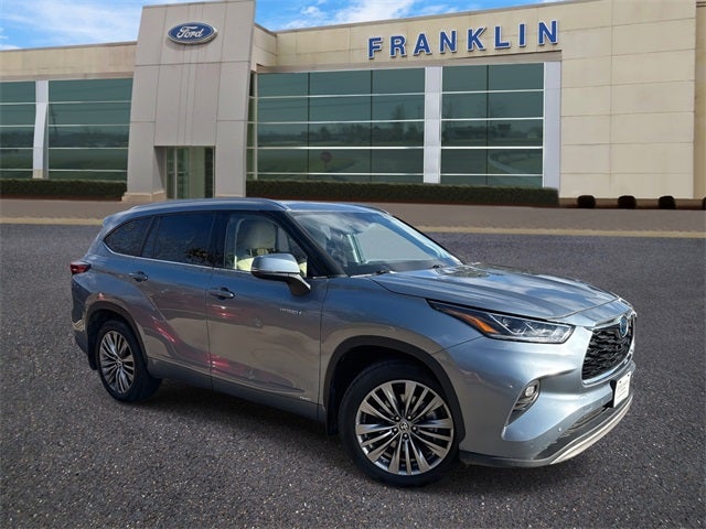 2020 Toyota Highlander Hybrid Platinum