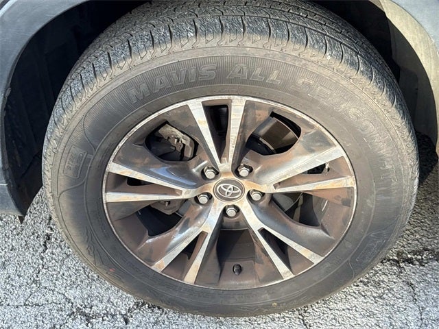 2017 Toyota Highlander LE