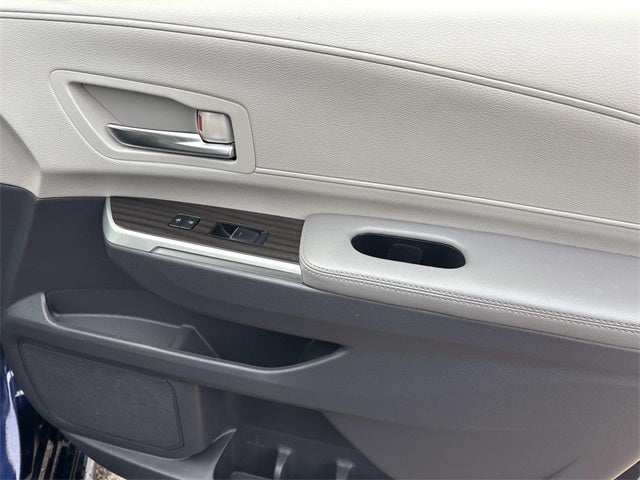 2022 Toyota Sienna Limited 7 Passenger