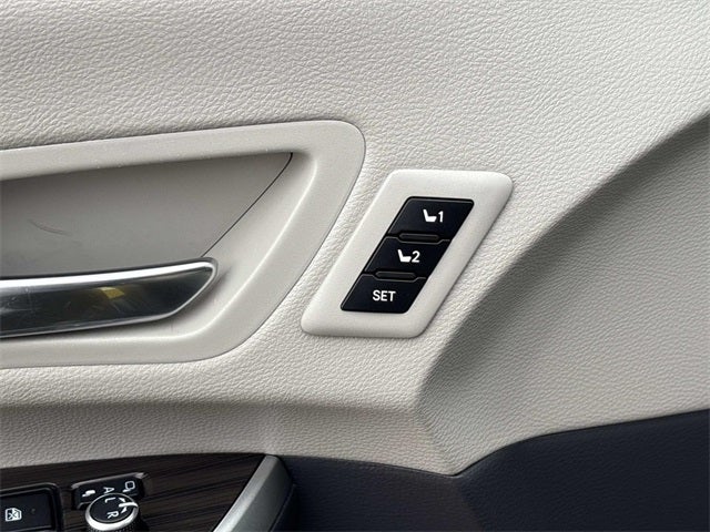 2022 Toyota Sienna Limited 7 Passenger