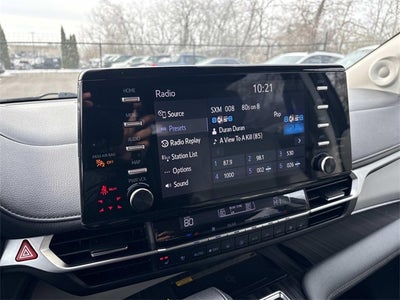 2022 Toyota Sienna Limited 7 Passenger