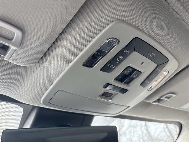 2022 Toyota Sienna Limited 7 Passenger