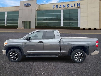 2016 Toyota Tundra SR5