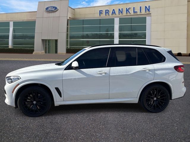 2022 BMW X5 M50i