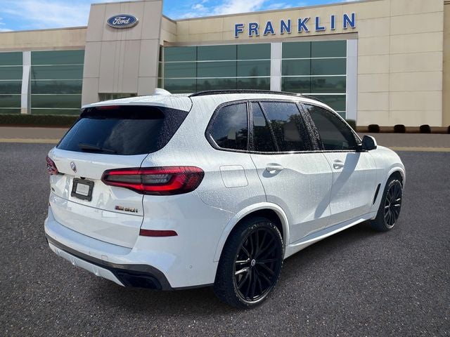 2022 BMW X5 M50i