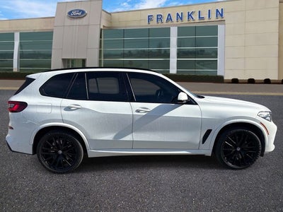 2022 BMW X5 M50i