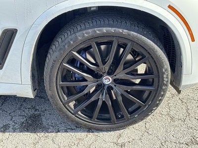 2022 BMW X5 M50i