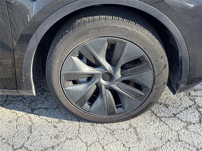 2025 Tesla Model Y Long Range