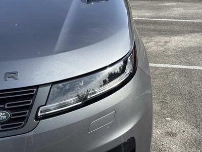 2025 Land Rover Range Rover Sport SE