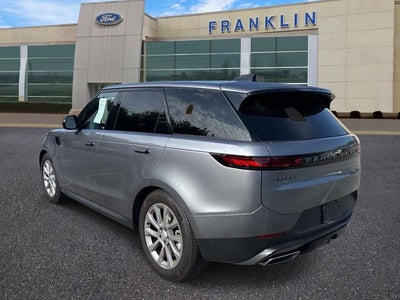 2025 Land Rover Range Rover Sport SE