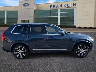 2022 Volvo XC90 T6 Inscription